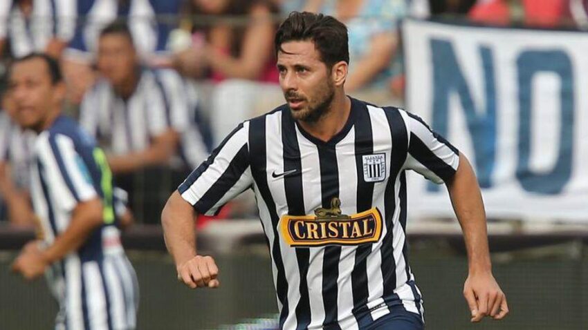 CLAUDIO PIZARRO: "RETIRARME EN ALIANZA ES UNA POSIBILIDAD QUE NO QUIERO CERRAR"