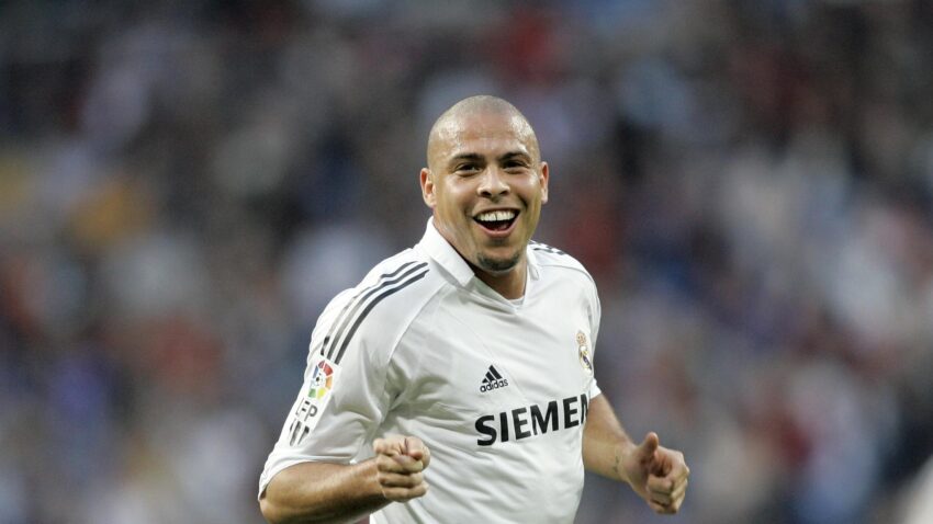 "DEBER SER MOLESTO PARA ÉL QUE DIGAN QUE SOY EL AUTÉNTICO"