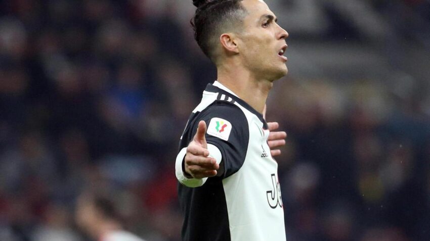 CRISTIANO RONALDO CONTINÚA CON SU ENTRENAMIENTO