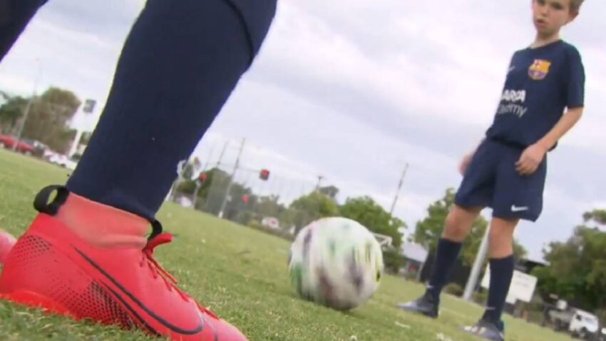 INCREÍBLE: BARCELONA CIERRA ACADEMIAS EN AUSTRALIA Y NO DEVUELVE DINERO A  LOS PADRES