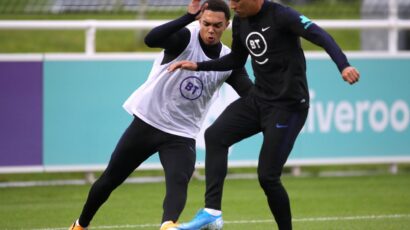 ALEXANDER-ARNOLD: «ME GUSTARÍA QUE SANCHO JUEGUE EN EL LIVERPOOL»