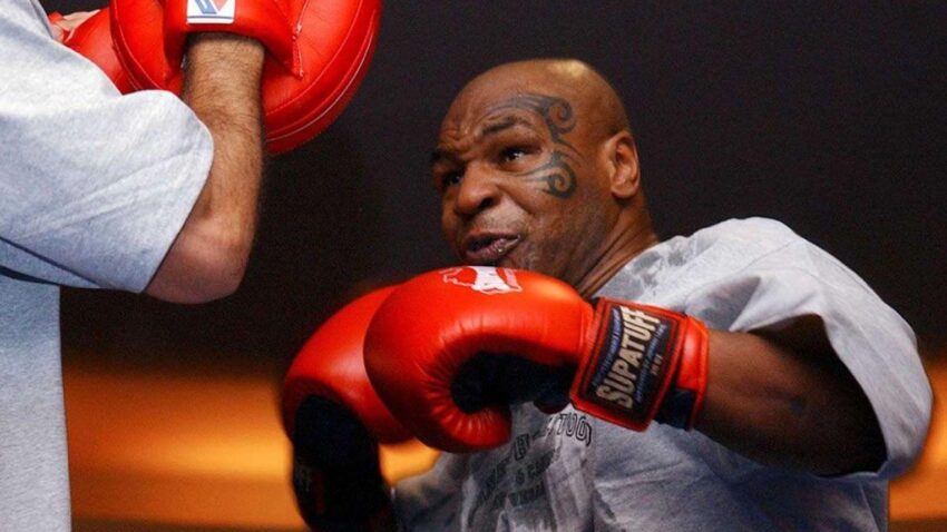 MIKE TYSON ANUNCIÓ SU RETORNO AL CUADRILÁTERO