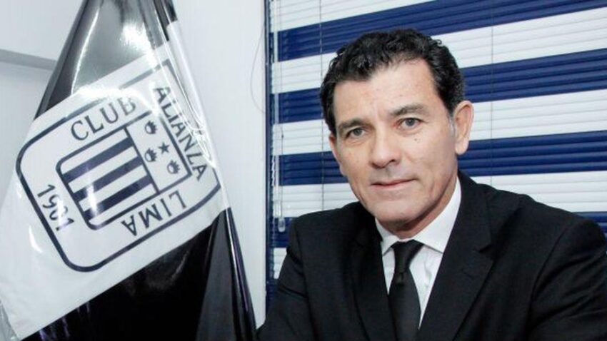 GUSTAVO ZEVALLOS DESCARTÓ EL INTERÉS DE ALIANZA LIMA POR COSTA Y BUONANOTTE