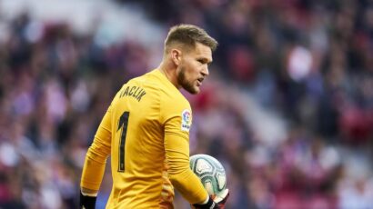 TOMAS VACLIK SUFRE ESGUINCE EN LA RODILLA