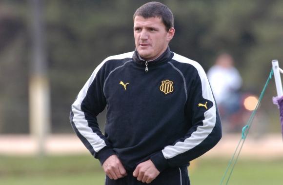 OLVEIRA: "EL REFERENTE ES GUERRERO"