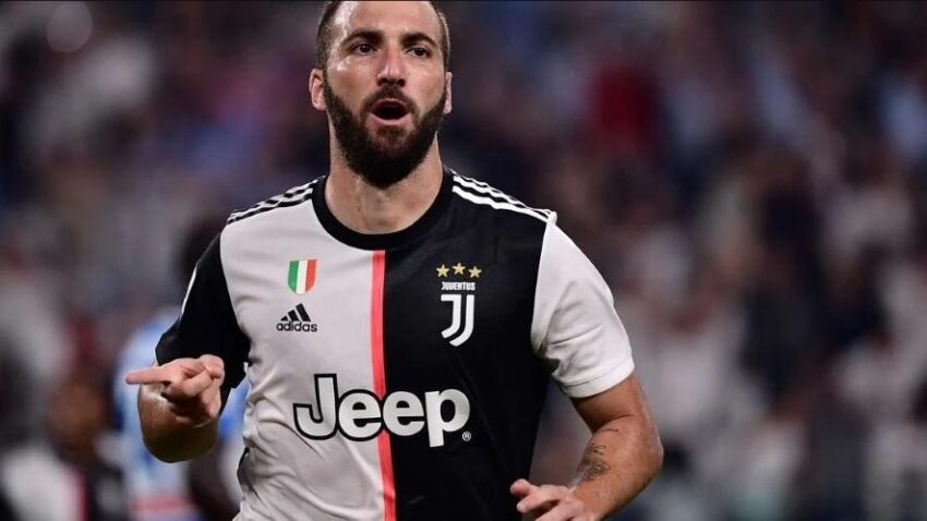 HIGUAÍN: ¿TRAIDOR YO?