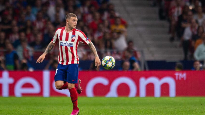 KIERAN TRIPPIER EN LA ÓRTIBA DEL ASTON VILLA