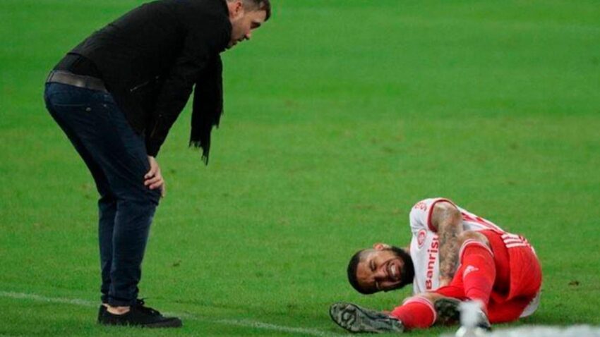 PAOLO GUERRERO PREOCUPA AL AVAÍ