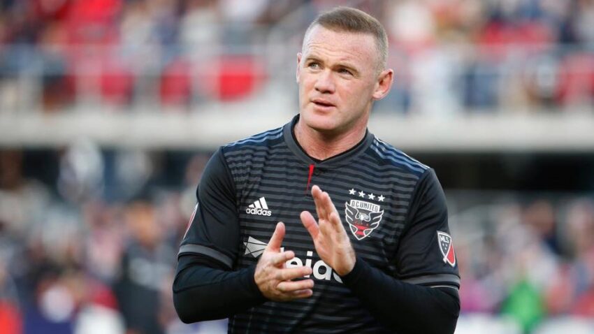 ROONEY: "SERIA EL JUGADOR DEL AÑO"
