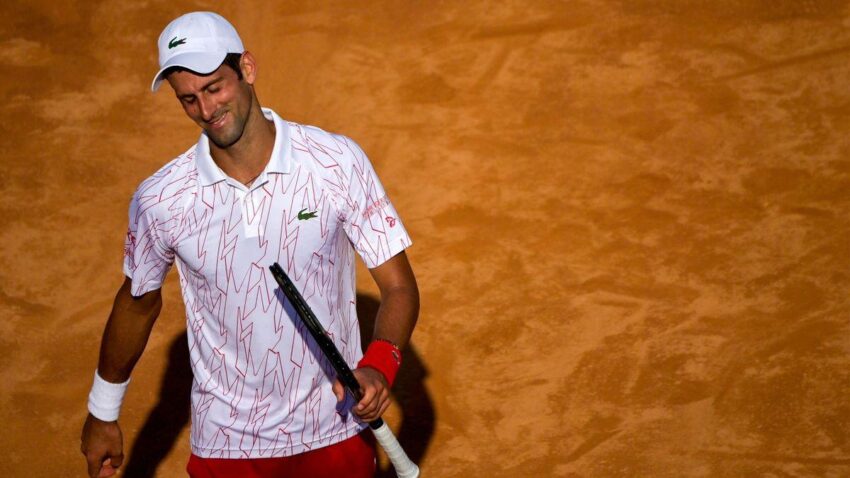 DJOKOVIC SUFRE PERO AVANZA EN EL MASTERS DE ROMA