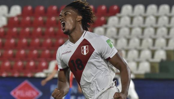 PERÚ EMPATA A 2 CON PARAGUAY