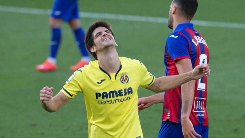 GERARD MORENO SUFRIÓ LESIÓN MUSCULAR