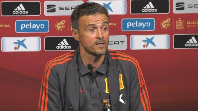 ENRIQUE: "ES INTERESANTE LO QUE HACE"