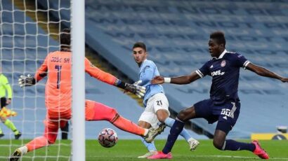 EN EL ETIHAD STADIUM EL CITY DE GUARDIOLA DERROTA POR 3-0 AL OLYMPIACOS