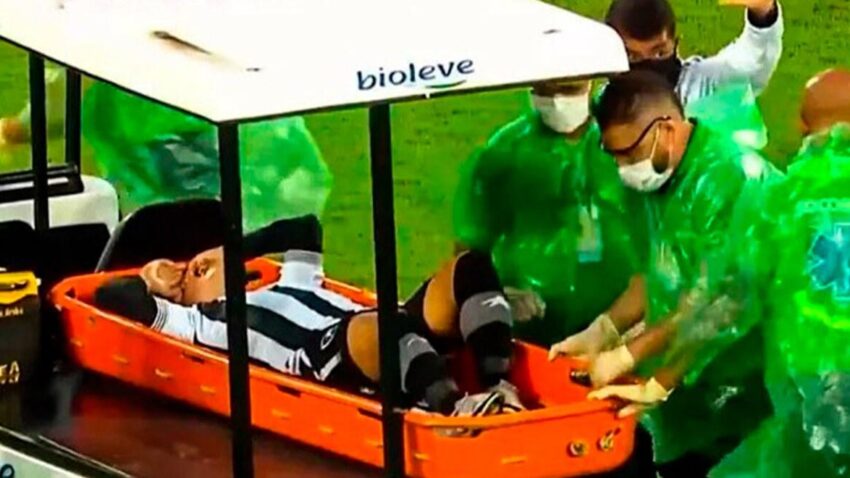BOTAFOGO EMPATA Y LESIONAN A LECAROS