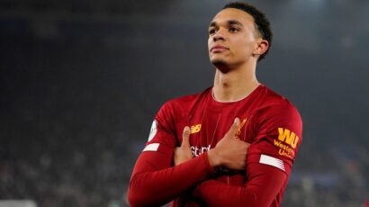 ALEXANDER ARNOLD RESPONDE A MOURINHO