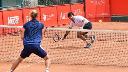 DEBUT Y DESPEDIDA PARA SERGIO GALDOS