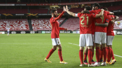 BENFICA APLASTA 4-0 AL LECH POZNAN