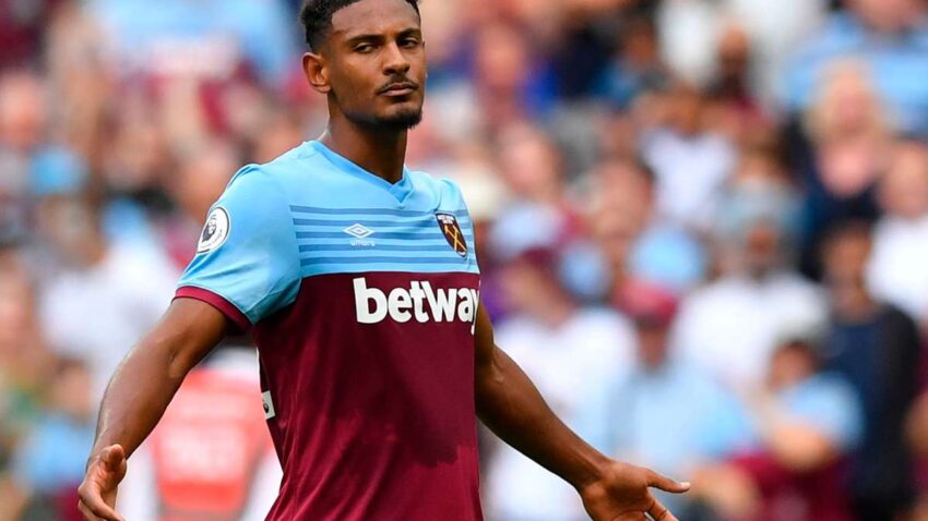 HALLER YA ES JUGADOR DEL AJAX