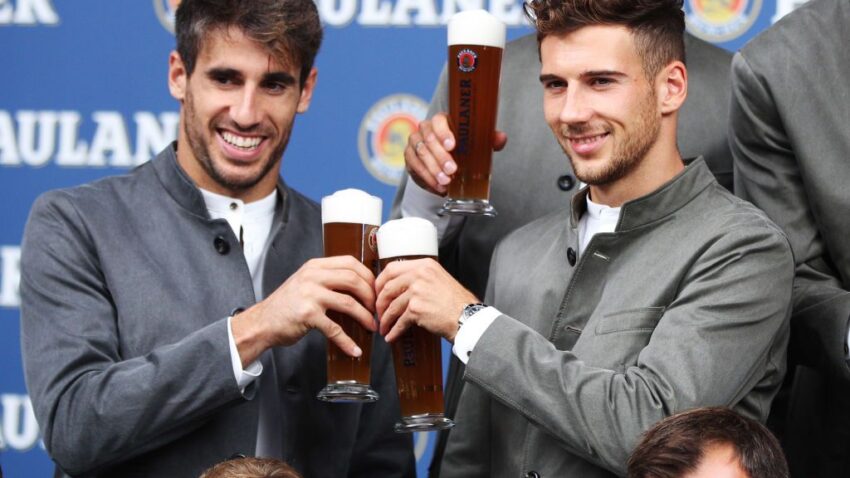 MARTINEZ Y GORETZKA DIERON POSITIVOS