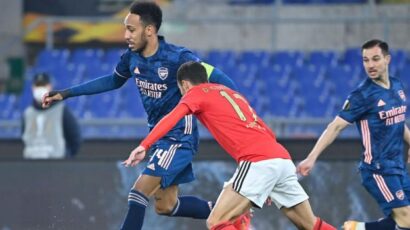 EL ARSENAL DE VISITA EMPATA CON BENFICA