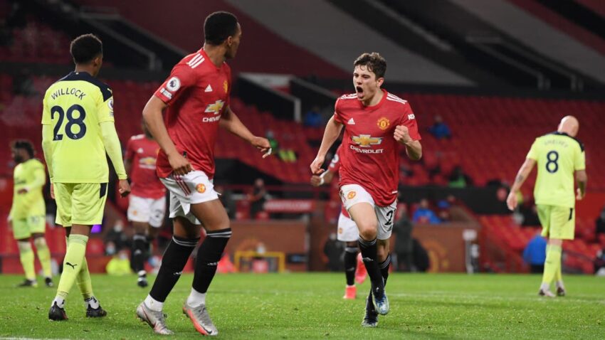 PREMIER LEAGUE - FECHA 25: MANCHESTER UNITED VS NEWCASTLE