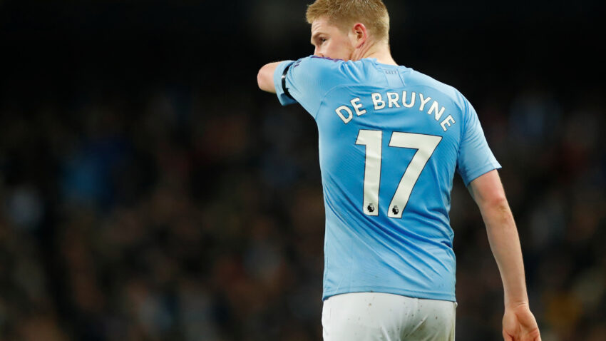 DE BRUYNE ENTRENA CON NORMALIDAD