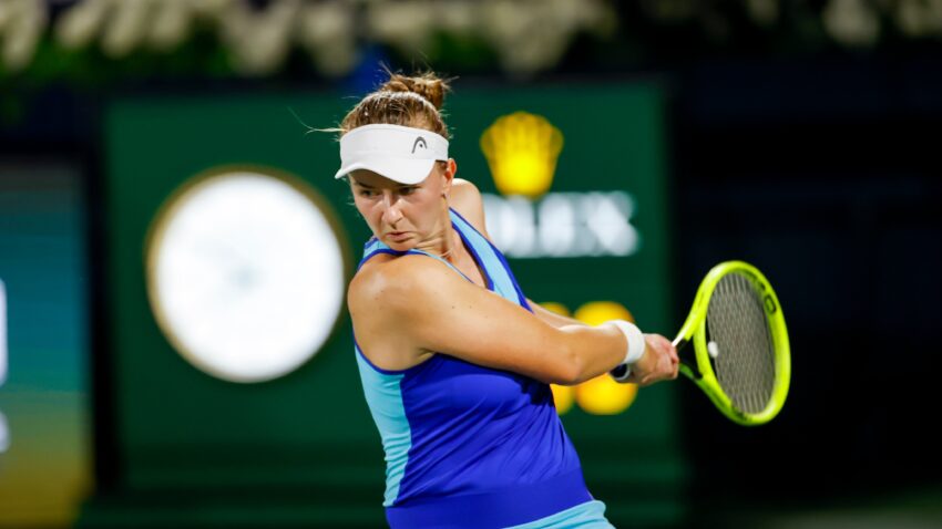 BARBORA KREJCIKOVA VA POR EL TÍTULO DEL WTA DE DUBAI