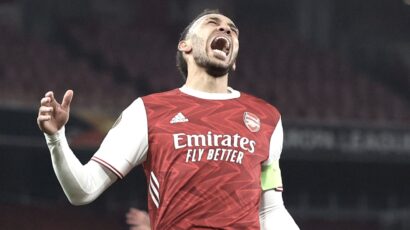 ARSENAL PERDIÓ PERO PASÓ A CUARTOS