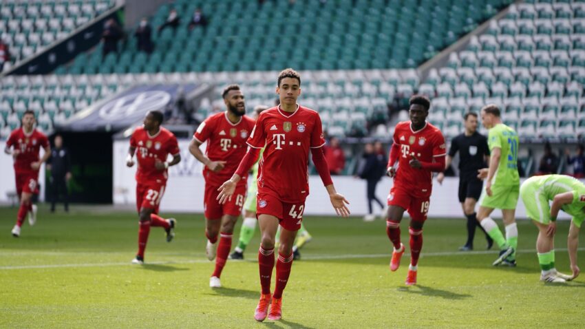 BAYERN SE AFIANZA EN LA PUNTA