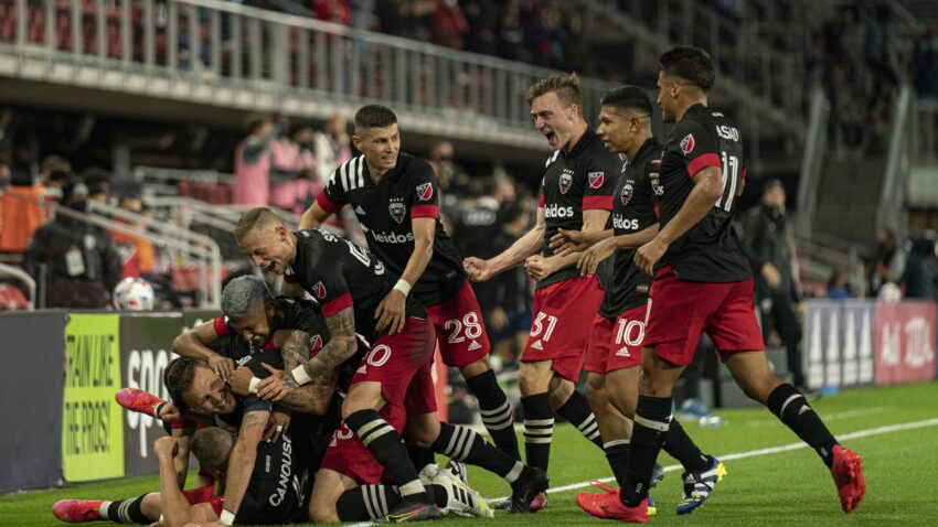 DC UNITED SE ESTRENA CON VICTORIA EN LA MLS