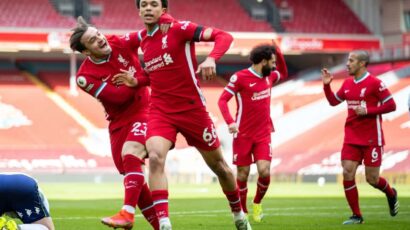 LIVERPOOL GANÓ EN EL ÚLTIMO MINUTO