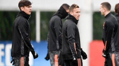 ARTHUR Y DYBALA PILLADOS EN UNA FIESTA