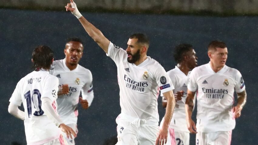 REAL MADRID SALE CON VIDA EN VALDEBEBAS