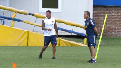 LA BRONCA DE CARLOS TEVEZ EN EL PARTIDO