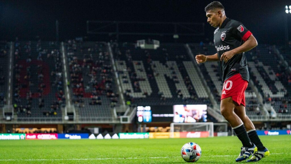 Edison Flores lesión