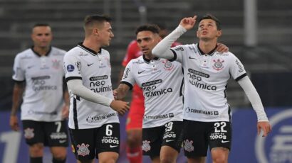 HUANCAYO CAYÓ GOLEADO CON CORINTHIANS
