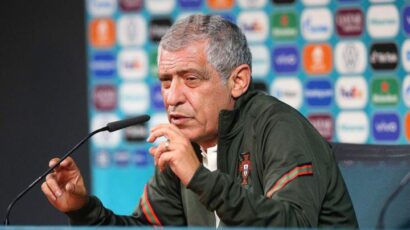 FERNANDO SANTOS: «A NADIE LE GUSTA PERDER»