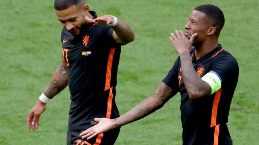 PAÍSES BAJOS GOLEA A MACEDONIA DEL NORTE Y AVANZA A OCTAVOS