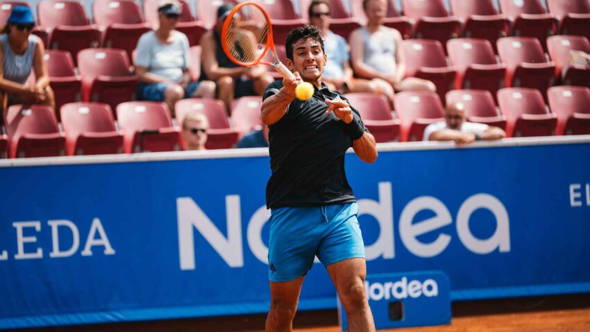 GARIN A CUARTOS DEL ATP DE BASTAD