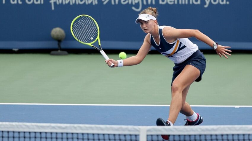 KREJCIKOVA GANA EN SU DEBUT EN CINCINNATI