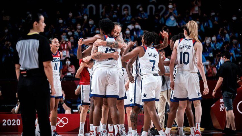 ESTADOS UNIDOS Y OTRA MEDALLA DE ORO