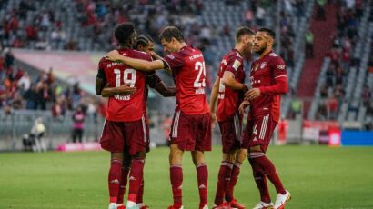 BAYERN DERROTA A COLONIA