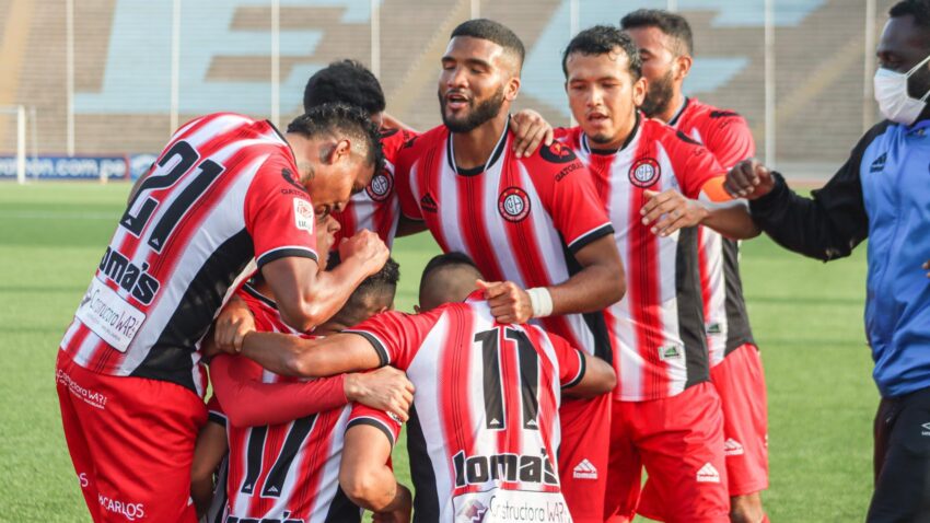 UNIÓN HUARAL GOLEA A COMERCIANTES UNIDOS