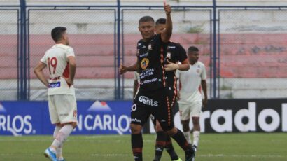AYACUCHO FC VENCE A UTC Y SUEÑA CON LA LIBERTADORES