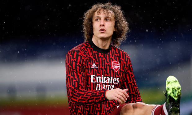 KOEMAN PIDE EL FICHAJE DE DAVID LUIZ AL BARCELONA