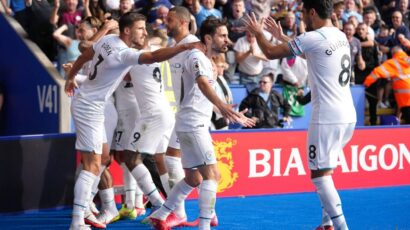 MANCHESTER CITY VENCE A LEICESTER