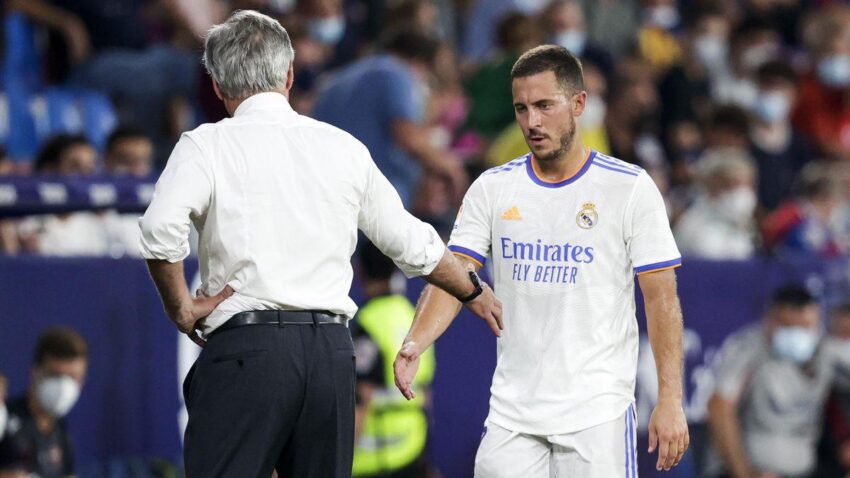CARLO ANCELOTTI, SOBRE HAZARD: "SI UN JUGADOR QUIERE SALIR, SALDRÁ"