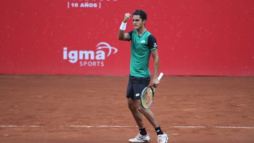 JUAN PABLO VARILLAS AVANZA EN LIMA