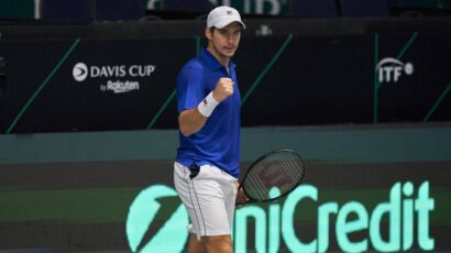 LAJOVIC VENCIÓ A MELZER Y SUMÓ PARA SERBIA